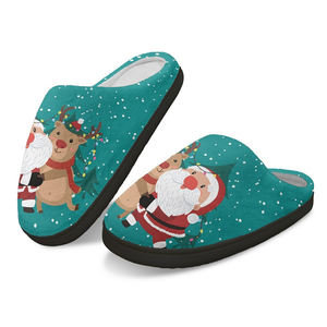 Pas de MOQ Faites Votre Propre Conception Doux Hiver Fuzzy Maison Maison Unisexe Coton Arbre De Noël Thème Pantoufles En Gros - Product Image 1