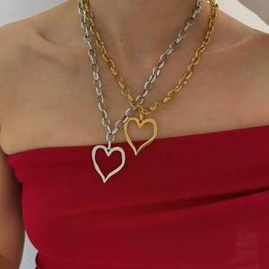 Colgante de corazón, collar de cadena de eslabones, joyería de acero inoxidable, chapado en oro de 18 quilates, joyería de moda para mujer - Product Image 1