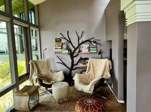<span class=keywords><strong>Scaffale</strong></span> <span class=keywords><strong>in</strong></span> <span class=keywords><strong>Legno</strong></span> <span class=keywords><strong>Massello</strong></span> a Forma di Albero, Libreria Fluttuante con Bordo Naturale, Mensole da Parete per Esposizione - Product Image 2