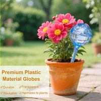 Boules d'arrosage automatiques en plastique pour plantes - 10 pièces - Bulbes d'arrosage automatiques pour plantes en pot d'intérieur/extérieur - Entretien des plantes en cas de vacances
