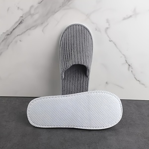 Chaussons d'intérieur - Tige en toile absorbant la transpiration et résistante aux taches, toutes saisons - Product Image 2