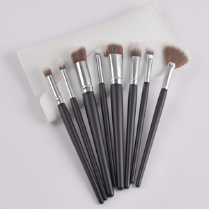 ชุดแปรงแต่งหน้าสังเคราะห์กลิตเตอร์สีชมพูคุณภาพสูงจำนวน8ชิ้น - Product Image 5