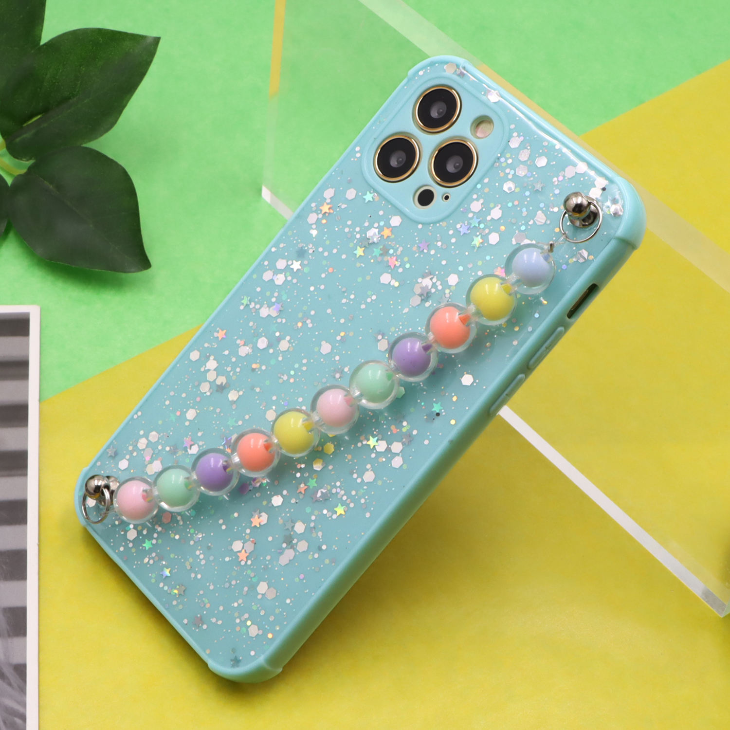 สีเขียว