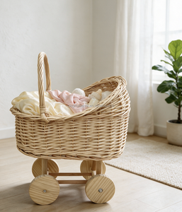 Panier <span class=keywords><strong>en</strong></span> saule fabriqué <span class=keywords><strong>en</strong></span> usine avec poignée, poussette pour poupée <span class=keywords><strong>en</strong></span> <span class=keywords><strong>osier</strong></span> avec roues, <span class=keywords><strong>chariot</strong></span> pour poupée avec pieds KD - Product Image 2