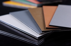 Panneau composite en aluminium <span class=keywords><strong>TOME</strong></span> 3 mm Alucobond avec film PE, service <span class=keywords><strong>de</strong></span> découpe, utilisation pour les murs extérieurs des bâtiments, excellente résistance - Product Image 3