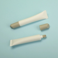 Prix de gros 10ml tube à presser personnalisé brillant à lèvres unique brillant à lèvres crème solaire en plastique cosmétique tube souple emballage