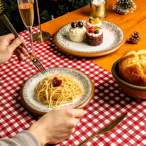 Оптовая продажа, европейская Рождественская ручная роспись, керамические глазурованные круглые фарфоровые тарелки для ресторанов