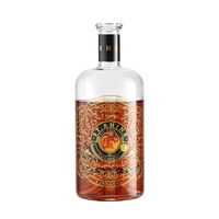 Vente en gros de bouteilles de liqueur de vin en verre plat de style vintage de 500ml 700ml 750ml avec bouchon couronne artisanat unique pour whisky vodka gin