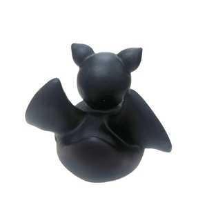 <span class=keywords><strong>Dessin</strong></span> animé 3D Démon Pvc Plastique Mini Vinyle Anime Jouet de Bain Canard en Caoutchouc - Product Image 6