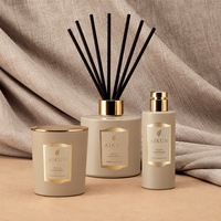 Coffret Cadeau Parfum d'Ambiance Aikun Beige Doré avec Bougie Parfumée, Diffuseur à Bâtonnets et Spray d'Ambiance pour la Maison et les Événements Nouveaux