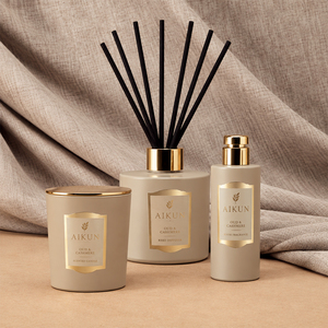 Coffret Cadeau Parfum d'Ambiance Aikun Beige Doré avec Bougie Parfumée, Diffuseur à Bâtonnets et Spray d'Ambiance pour la Maison et les Événements Nouveaux - Product Image 3
