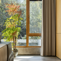 Ventana Abatible Moderna SAYYAS F120 de Aluminio Revestido de Madera para Edificios de Oficinas, Doble Acristalamiento, Eficiencia Energética, Aislamiento Térmico y Acústico