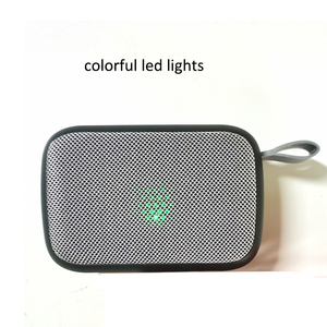 Nhà Máy không dây bluetooth4.2 G2 Loa ngoài trời Stereo Di động âm thanh đầy màu sắc LED hỗ trợ ánh sáng TF thẻ USB khe cắm FM Đài phát thanh - Product Image 3