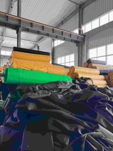 Filet anti-poussière vert pour la construction en HDPE, ignifuge et anti-UV, pour la protection des sols, des cours de charbon et le contrôle de l'érosion des empilages de sable - Product Image 6