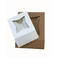 Boîte d'emballage de boulangerie carrée blanche de 8x8x2.5 pouces en gros Boîte carrée de stratification et de gaufrage brillante UV facile à assembler avec fenêtre