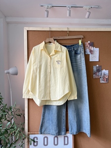 Camisa de Manga Larga para Mujer A468, de Algodón Estructurado Color Caqui, con Bolsillos Bordados, Blusa Casual de Color Sólido - Product Image 6