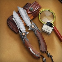 Couteau de poche Damas personnalisé avec manche en bois de rose, couteau tactique de chasse en plein air EDC avec étui en cuir italien sculpté à la main