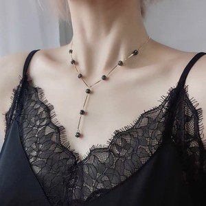 18k Gold Plated Vintage Y Shaped Tassel Necklace For Women Mid Length Clavicle Chain Zinc Alloy Fashion Accessory - Product Image 5