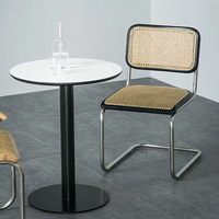 Chaises de salle à manger en métal minimalistes et solides avec dossier en rotin, style nordique rétro, pour appartements et salons – Vente en gros Haofa