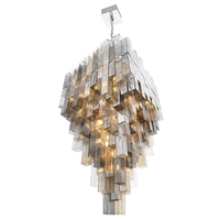Lustre rectangulaire multi-niveaux en verre empilé de style Art Déco, design sculptural vintage américain, pour hall d'hôtel à plafond haut