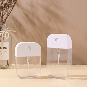 Meilleure vente de désinfectant pour les mains en plastique <span class=keywords><strong>vide</strong></span> de type carte de crédit vaporisateur de parfum rechargeable de 50ml avec porte-clés - Product Image 3