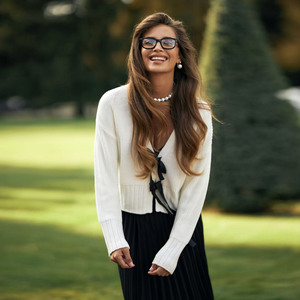 Nouvelle collection 2024 : <span class=keywords><strong>Pull</strong></span> <span class=keywords><strong>femme</strong></span> style européen et français avec nœud, best-seller automne-hiver pour sites indépendants et <span class=keywords><strong>AliExpress</strong></span> - Product Image 4