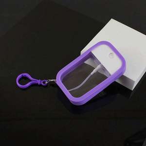 Flacon pulvérisateur de luxe vide en plastique personnalisé, format carte de crédit, rechargeable, pour alcool, crème de soin, avec porte-clés, sérigraphié - Product Image 5