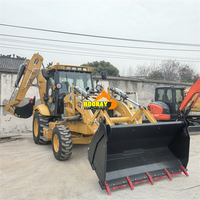 Chargeuse-pelleteuse sur pneus d'occasion JCB 3CX avec moteur, roulement, pompe, boîte de vitesses, haute efficacité, puissance 37/42 kW au Royaume-Uni
