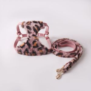 Arnés para mascotas de felpa con estampado de leopardo, correa para perros, accesorios para mascotas para caminar al aire libre, juego de correa ajustable para perros - Product Image 2