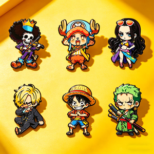 6 Nuevos Diseños de Alta Calidad, Pin Metálico de <span class=keywords><strong>Anime</strong></span> de One Piece con Luffy, Zoro, Nami y Robin, Decoración para Mochila - Product Image 2