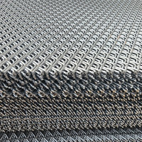 Grillage métallique expansé en acier inoxydable 304/316/316L de 20x40mm, panneau durable à forme de trou personnalisée pour clôture de jardin extérieur