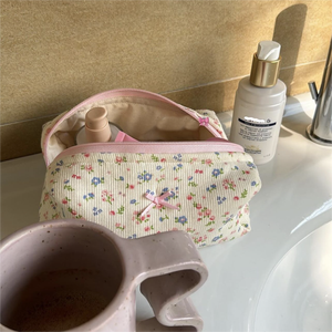 Bolsa de maquillaje de flores de diseño personalizado, bolsa de cosméticos con decoración de lazo, neceser esencial de viaje, bolsa de maquillaje de <span class=keywords><strong>pana</strong></span> hecha a mano - Product Image 1