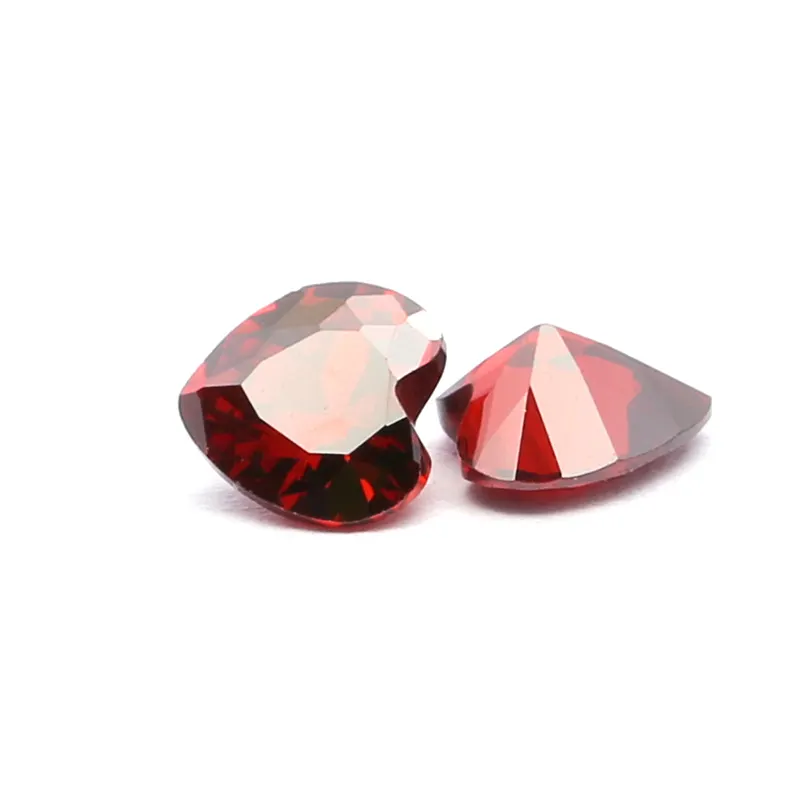 New Arrival AAA Product Heart Shape Garnet Zircon Gemstone Lab CZ Gems Cabochon Beads