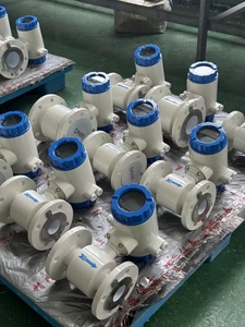 MHLD High Temperature <strong>Conductive</strong> Liquid Flowmeter PTFE F46 PFA Lining Electromagnetic <strong>Flow</strong> <strong>Meters</strong> - Product Image 5