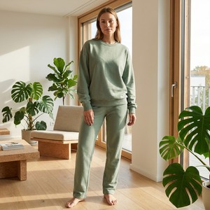 Tuta Sportiva Personalizzata in Cotone Organico 100% per <span class=keywords><strong>Donna</strong></span>, Modello OEM ODM Sostenibile GOTS in Spugna Francese Pesante - Product Image 4
