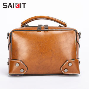 2019 Nieuwe Mode Dames Schouder Hand Tassen Voor Vrouw Echt Lederen Tassen Klinknagel Retro Handtassen - Product Image 4