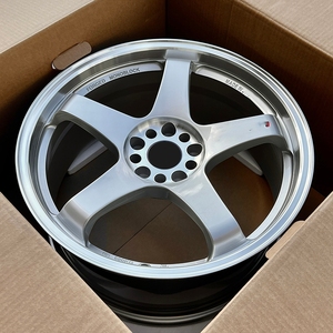 17x9 18x9 5 18x10 5 19x10 5 Roues de voiture finition argentée à vendre <span class=keywords><strong>Nissan</strong></span> 300zx 350z 370z R32 R34 R35 <span class=keywords><strong>GTR</strong></span> S13 S14 S15 Jantes noires - Product Image 3