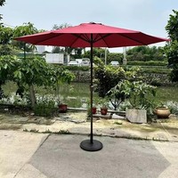 Ensemble table et chaises de patio en WPC avec cadre en aluminium moderne, trou pour parasol, imperméable, anti-UV, mobilier de bistrot extérieur, café, jardin, balcon