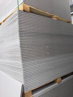 Plaques ondulées en PP résistantes aux UV, réutilisables et imperméables pour coffrage plastique, avec service de découpe et dimensions personnalisées