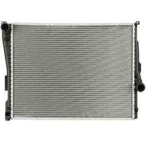 Radiador de Aluminio para <span class=keywords><strong>BMW</strong></span> 360i <span class=keywords><strong>323i</strong></span> 325i 328i 330i Z4 323Ci <span class=keywords><strong>99</strong></span>-09, Núcleo de Aluminio 2636 CU2635 8012636 CU2636 BM3010141 - Product Image 1