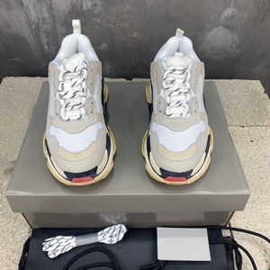 รองเท้าผ้าใบดีไซน์เนอร์สุดหรูรุ่นใหม่ปี 2026 คุณภาพสูง รุ่นแรก สไตล์รองเท้าเดิน รองเท้าแฟชั่นสั่งทำตามเทรนด์ - Product Image 2