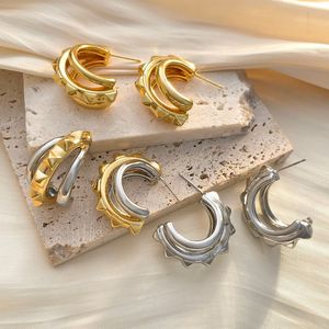 Pendientes de tuerca de dos tonos para mujer, pendientes de aro en forma de C de oro y plata de ley a la moda para niñas, pendientes de aro ligeros clásicos - Product Image 4