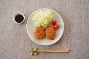 Juego de Platos de Porcelana Blanca de Alto Rendimiento, Duradero, Apto para Lavavajillas y Microondas, Diseño Refinado para Restaurantes - Product Image 4