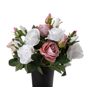 Venta al por Mayor de Tallos de Rosas Artificiales de 3 Cabezas, Rosas Artificiales de Tacto Real para Ramos de Novia, Decoración de Centros de Mesa para el Hogar - Product Image 3