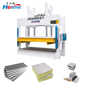 Presse hydraulique de 100 tonnes pour la production de panneaux sandwich en polyuréthane, machine à cintrer le bois massif haute fréquence - Product Image 1