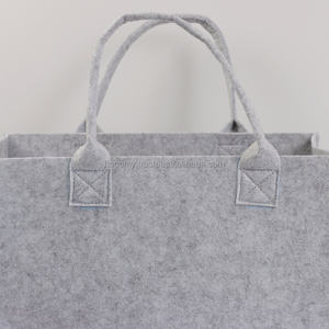 Bolsa de Compras de Fieltro PET Reciclable Personalizada, Bolsa de Mano Unisex Gris, Impresión por Sublimación de Calor, Forma Rectangular - Product Image 3