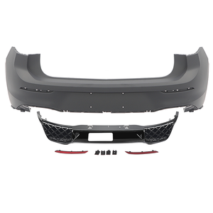 KSEEK Fornitura di Fabbrica: Paraurti Anteriore, Minigonne Laterali e Paraurti Posteriore per VW Golf 8 a 8.5 R-Line - Product Image 3