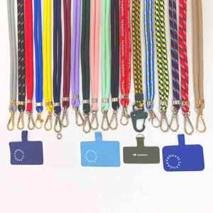 Cordon de cou personnalisé en polyester avec logo imprimé et porte-badge pour événements promotionnels - Product Image 4