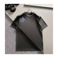 Nouveau modèle de t-shirt imprimé unisexe, respirant et confortable, idéal pour les tenues décontractées quotidiennes et les tenues de bureau.