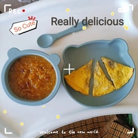 Promotion écologique Snack pour enfants Vaisselle Fournitures d'alimentation pour bébés Aspiration Silicone Bavoir Assiette Bol Cuillère Ensemble